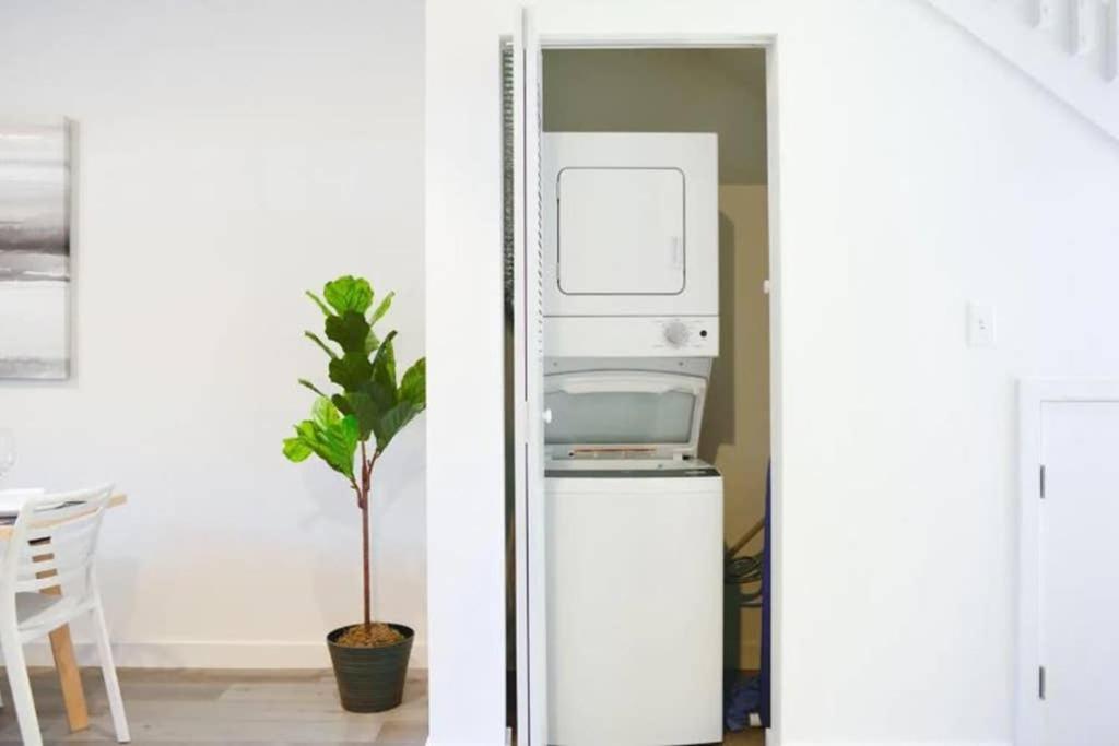 Outstanding Townhouse 18 Min From The Beach - Th2 Miami Extérieur photo
