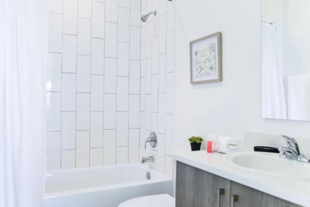 Outstanding Townhouse 18 Min From The Beach - Th2 Miami Extérieur photo